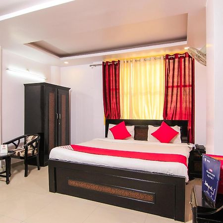 Collection O 4731 Hotel Surya Continental Lucknow Extérieur photo