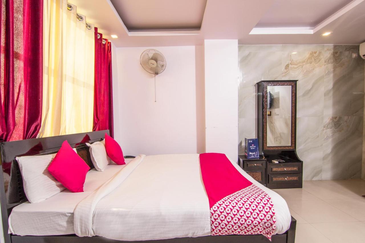 Collection O 4731 Hotel Surya Continental Lucknow Extérieur photo