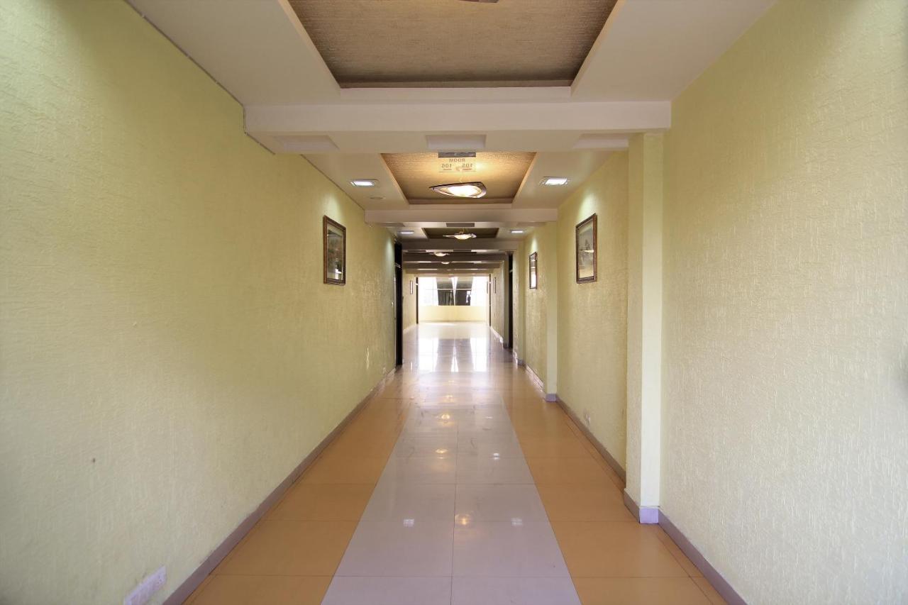 Collection O 4731 Hotel Surya Continental Lucknow Extérieur photo