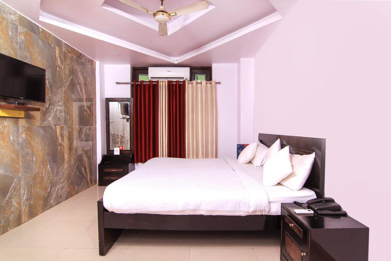 Collection O 4731 Hotel Surya Continental Lucknow Extérieur photo